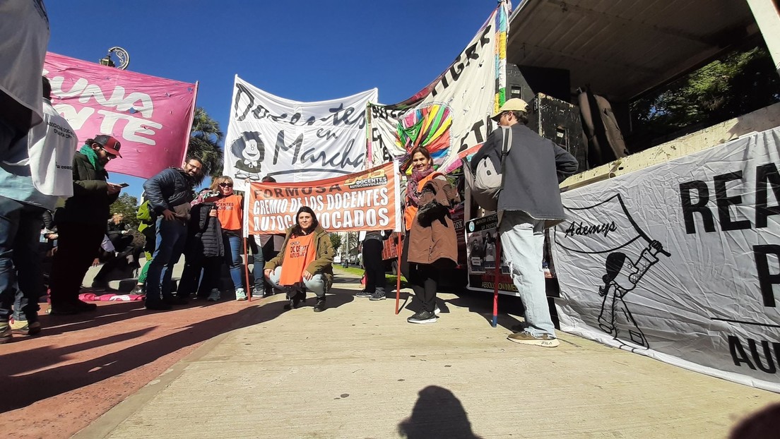 Docentes Protestan En Argentina Por Mejoras Salariales Y Llaman A Un