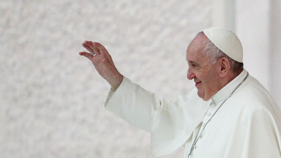 Pope Francis Backs Same Sex Civil Unions In Major Shift On Catholic