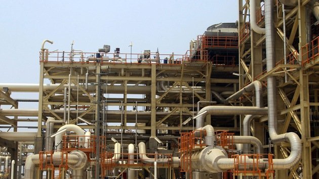 Más de 200 proyectos de gas y petróleo están en marcha en Irán