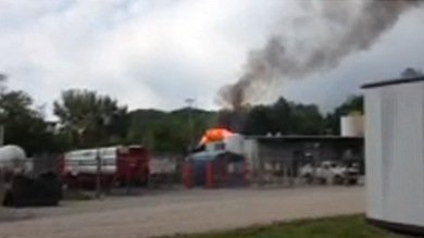 Al menos dos heridos en múltiples explosiones en una planta de gas en EE.UU.