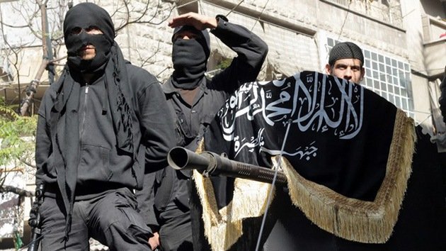 Un británico que lucha en Siria: "Yo izaré la bandera negra del Islam en el Big Ben"