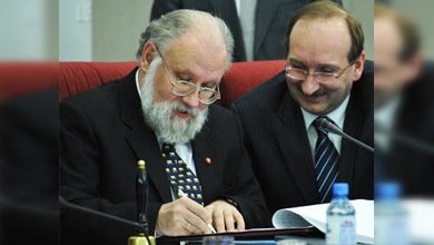 Presidente electo ruso Vladímir Putin gastó menos que otros candidatos por voto recibido