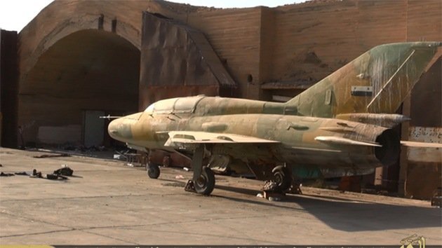 Yihad aérea: el Estado Islámico entrena a sus pilotos con aviones del Ejército sirio