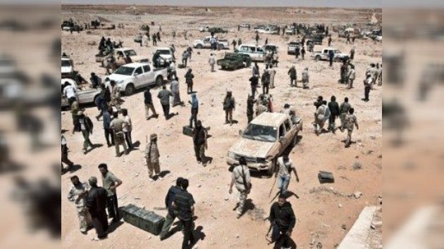 Los rebeldes libios crean un grupo especial para capturar a Gaddafi