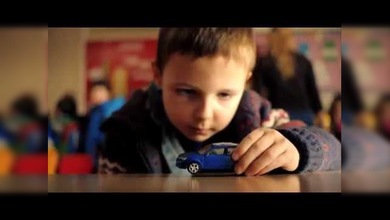Una polémica campaña de concientización vial 'mata' a 28 niños