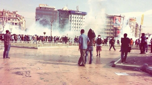 Las protestas en Turquía desde dentro con RT: barricadas, cañones y bengalas
