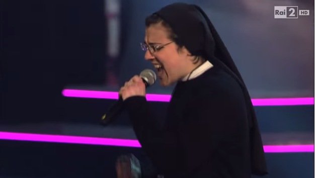 La monja italiana vuelve a dejar boquiabierto al público con su voz