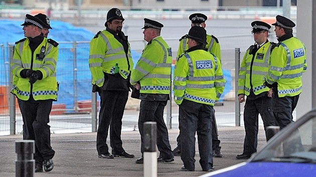 Información de un sospechoso armado con un hacha causa pánico en Londres