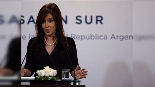 La victoria de Kirchner en las primarias, un premio por torear la crisis económica