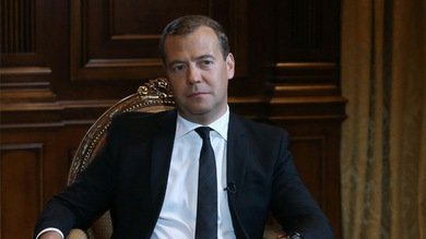 Medvédev: Solo alguien poco inteligente puede querer guerra