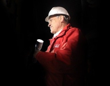 Piñera contemplaba un descenso a la mina
