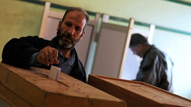 El presidente interino de Egipto convoca elecciones para febrero de 2014