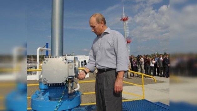 Putin inaugura un tramo del oleoducto entre Rusia y China