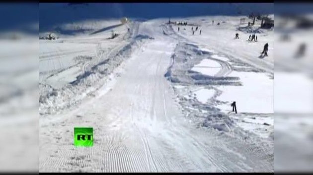 Tarde de 'zorbing' que acaba en tragedia en una pista de esquí rusa