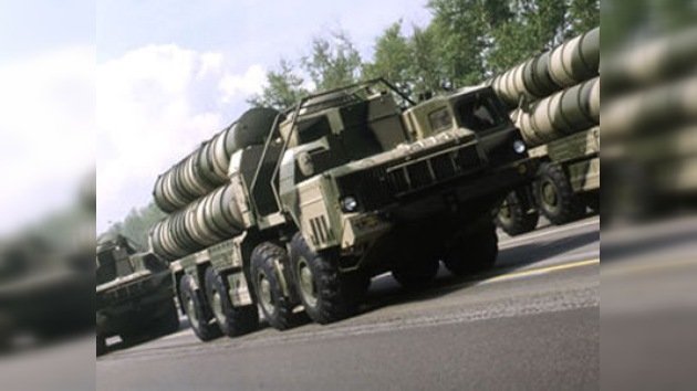 Rusia no suministrará S-300 a Irán pese a sus demandas judiciales