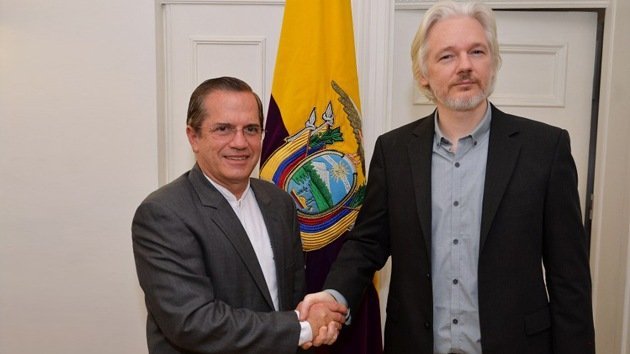 "Ecuador debe proteger a Assange y a quienes sacrifican su libertad para informar"