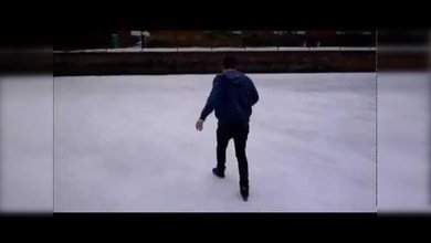 Cruzar un río congelado no es tan fácil como parece