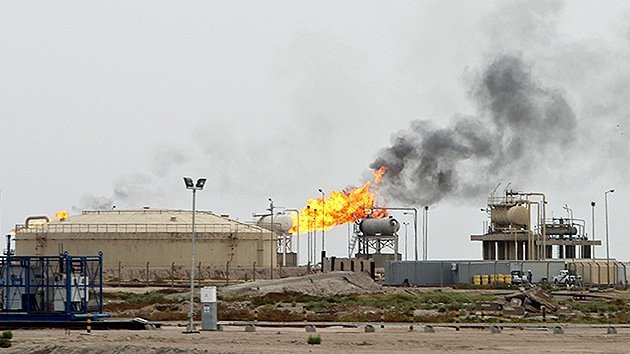 El Estado Islámico gana 800 millones de dólares por la venta del petróleo