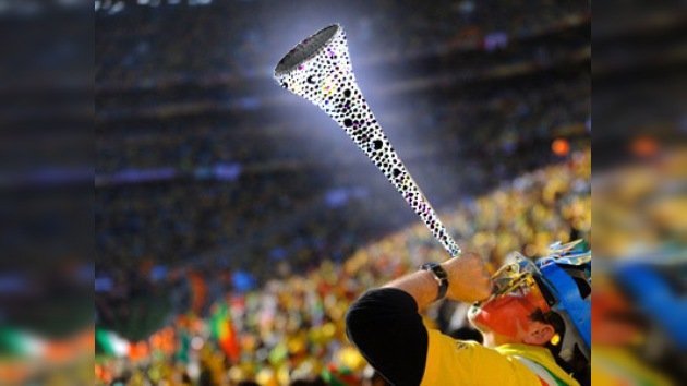 Un ruso compró una vuvuzela de diamantes por 17.000 euros