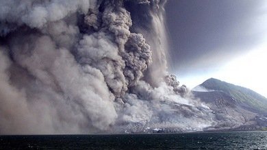 Video: Graban la espectacular erupción del volcán Tavurvur en Papúa Nueva Guinea