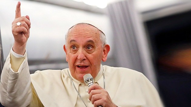 Papa Francisco: "No se nos ocurrió hablar del matrimonio homosexual en el Sínodo"