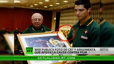 Publican una foto en la que CR7 apoya la causa contra la película antimusulmana