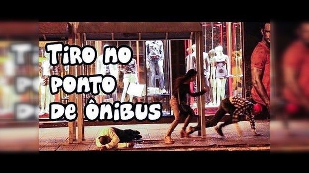 Pánico en Brasil: la 'broma' del francotirador en la parada de bus