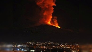 El Etna entró en una potente erupción