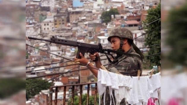 Un niño de 11 años muere por una bala perdida en Río