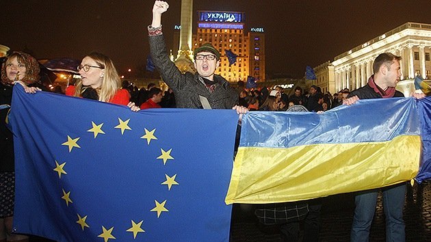 Experto: "La UE debe centrarse en sus problemas internos, no en Ucrania"