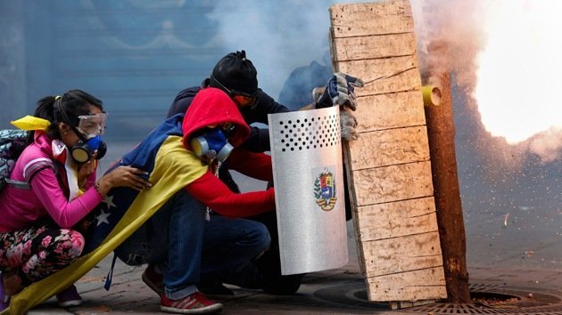 "Nuevas protestas de oposición venezolana cumplen un guion dictado desde EE.UU."
