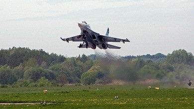 Bielorrusia pide a Rusia que despliegue sus cazas para contrarrestar la actividad de la OTAN