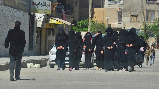 Británicas se jactan de unirse a las crueles brigadas femeninas del Estado Islámico