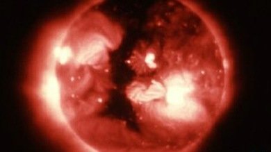Registran un fuerte 'tsunami' en la superficie del Sol