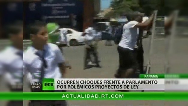 Panamá: ocurren choques frente a parlamento por polémicos proyectos de ley