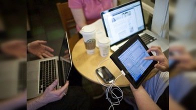 Las cafeterías Starbucks ya no ofrecerán internet 'en bandeja'