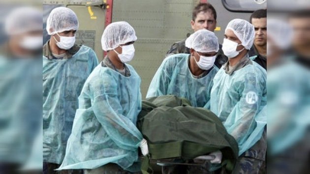Recuperan otros 75 cuerpos de víctimas del siniestrado vuelo de Air France