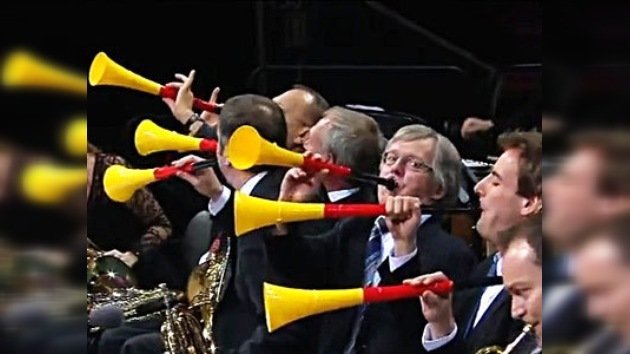 La Filarmónica de Alemania cambió cornos por vuvuzelas