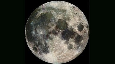 Descubren que la Luna tiene forma de limón