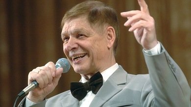 Muere Eduard Khil, pero su música vive para siempre