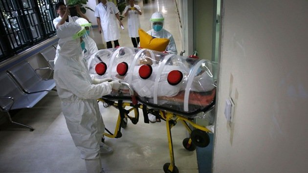 ¿Cómo ataca el virus del ébola al organismo humano?