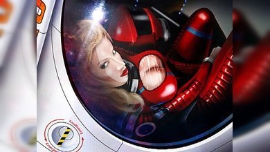 Playboy montará un 'striptease' en ingravidez: ¿y quién recoge luego las prendas?