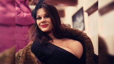 Un estriptis benéfico, nueva forma de ayudar a la gente sin hogar