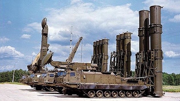 Irán está dispuesto a negociar con Rusia el suministro de sistemas de misiles