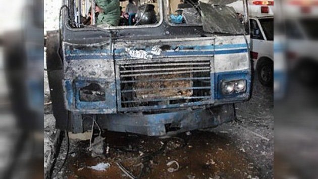 Siria: atentado mortal al paso de un autobús con presos