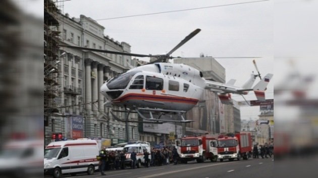 Al menos 35 muertos y 40 heridos en las explosiones del metro de Moscú
