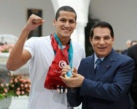 Medio año después de que Mohammed Bouazizi se inmolara, el mundo árabe sigue ardiendo