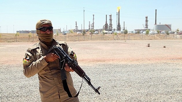 Corporaciones de EE.UU. ya se reparten el petróleo robado en Irak