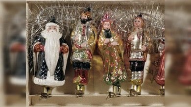 “Todo lo positivo de la Unión Soviética" en un árbol navideño