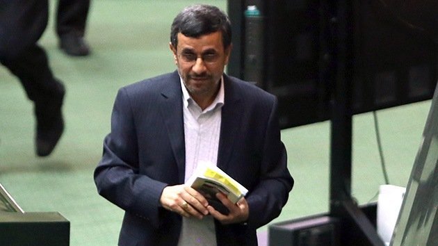 Irán se quiere 'independizar': Ahmadineyad renuncia a 'la economía del petróleo'